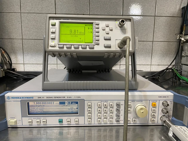 Sml01 ROHDE & SCHWARZ Signalgenerator SML01 9kHz-1,1GHz bitte lesen ! EUR 790 ...