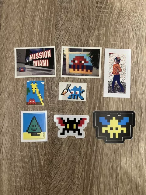 Invader Stickers 2017 Hello My Name Is   Space Invader Paris HK Miami Ravenna