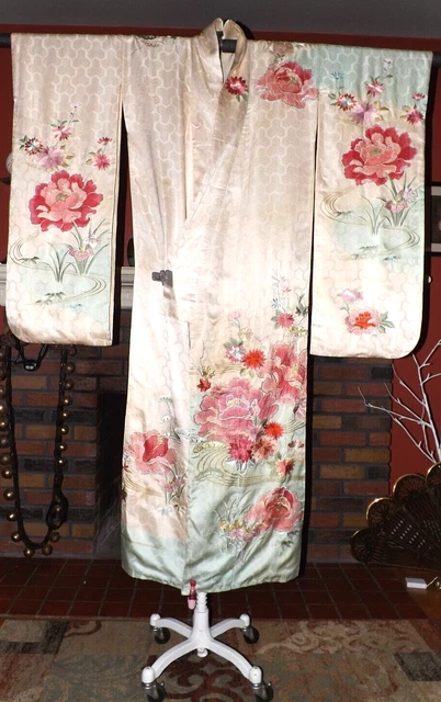 Unique Vintage POPPY Pattern Japanese Kimono SILK "FURISODE" Long Sleeves