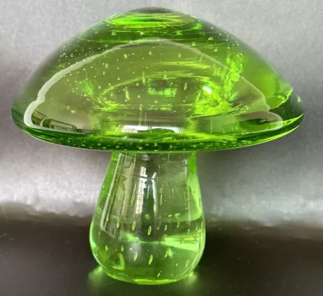 1950s Murano Vaseline Green Bubbled Glass Mushroom Figurine Paperweight