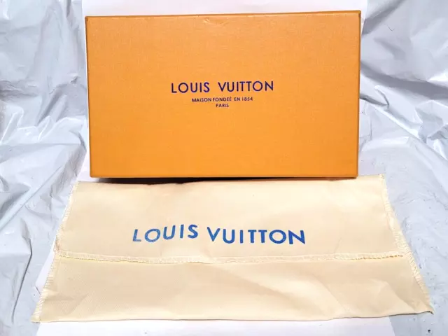 Louis Vuitton 0006330 Maison Fondee en 1854