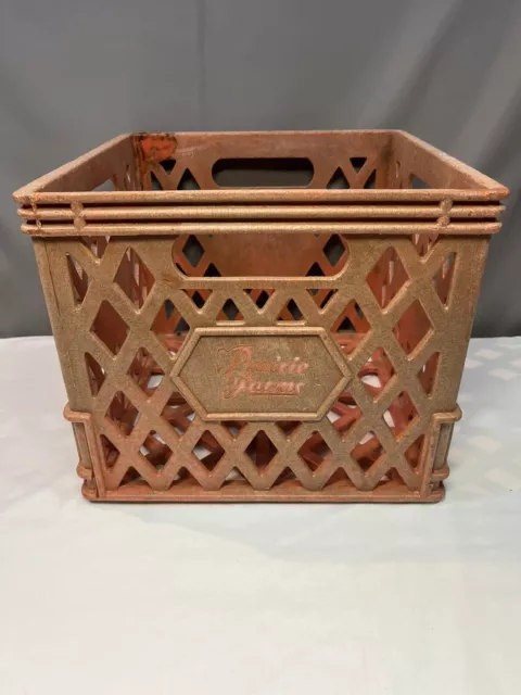 Vintage Prairie Farms Dairy Plastic Milk Crate Vintage