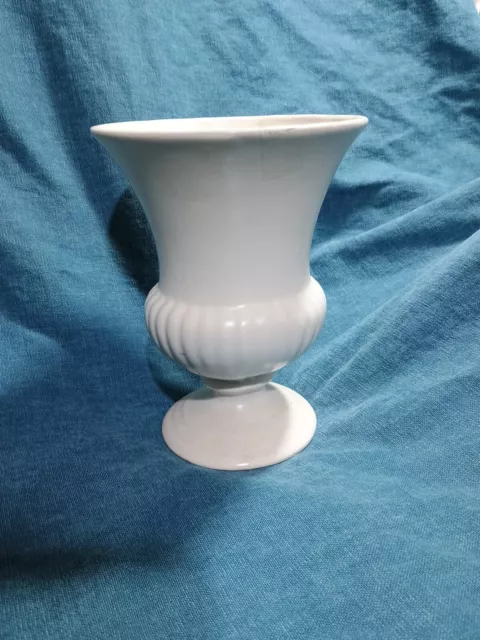 Dartmouth Pottery Vintage White Classical/Art Deco Style Urn/Vase