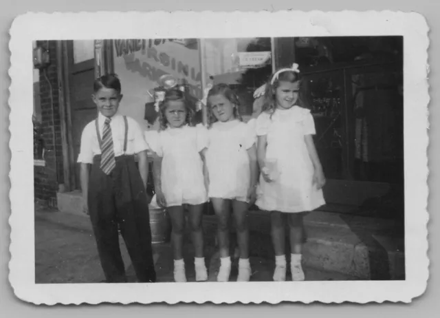 5T Photograph Group Portrait Girls Boy Kids Twins Family Photo 1940-50's 3