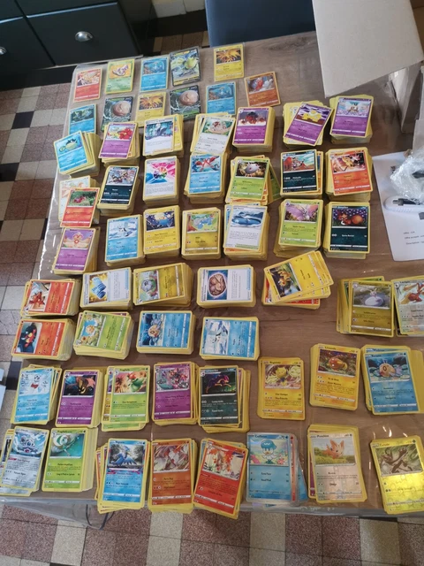 Lot 100 Cartes Pokemon Neuf Différentes 💘 Fr Cadeaux🎁 Brillantes/Rares/Hol o ⭐