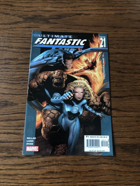 Ultimate Fantastic Four # 21 - 1st Marvel Zombies cameo NM- Cond.