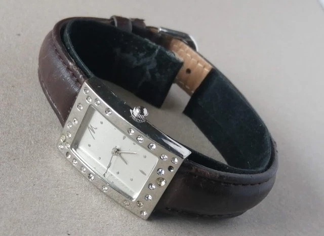 Montre Femme MARIONNAUD Occasion - Idéal Cadeau De Noël - Département Homme (erreur?)