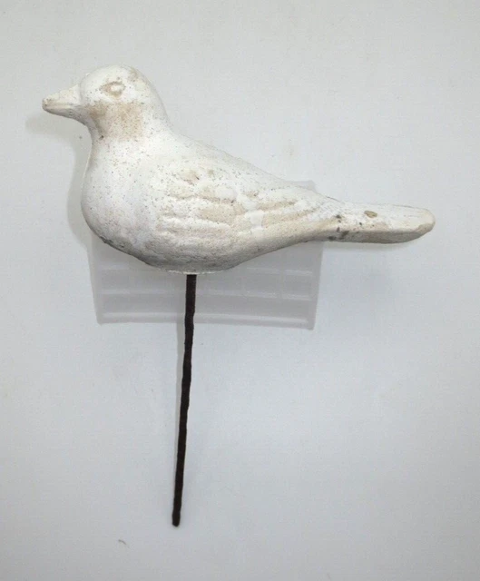VINTAGE GARDEN CEMENT BIRD FINIAL (6.25" long)