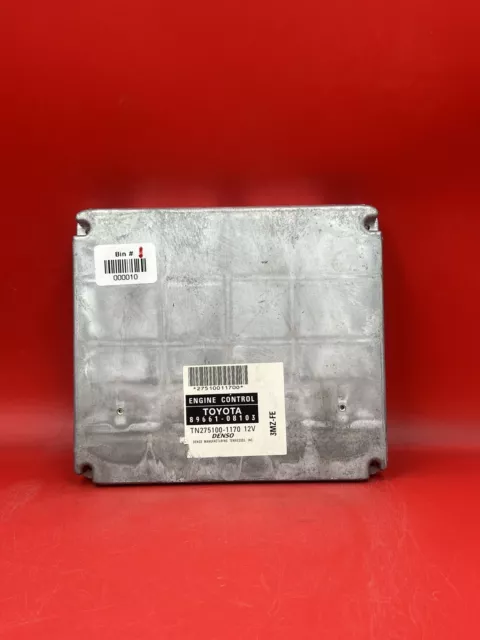 89661-08103 2004 Toyota Sienna 3.3L ECM Moteur Ordinateur Pcm ECU