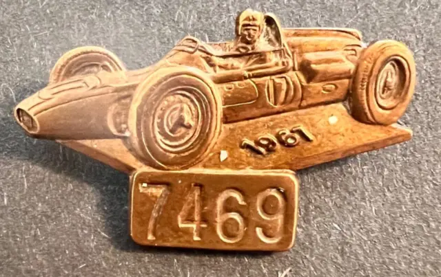 1967 Indy 500 BONZE Pit Pass Badge Pin #7469 Foyt Winner