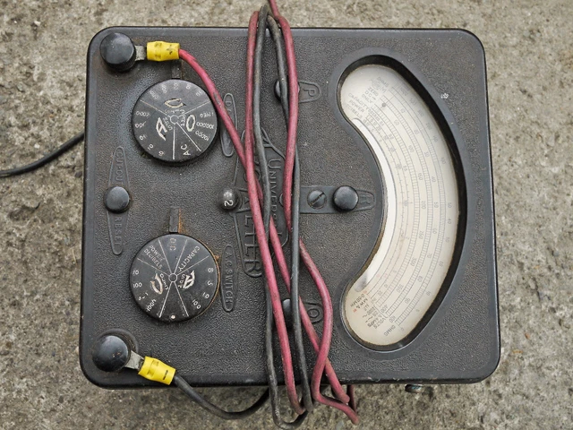 Antique Avo Multi-Meter Complete for Repair or Display / Parts