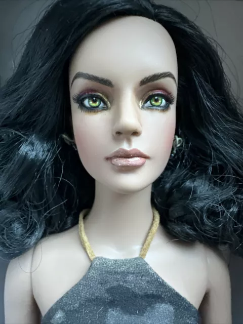 Tonner Tyler OOAK 16” SYDNEY Repaint Doll by Artist LAURIE LEIGH BEAUTIFUL FACES