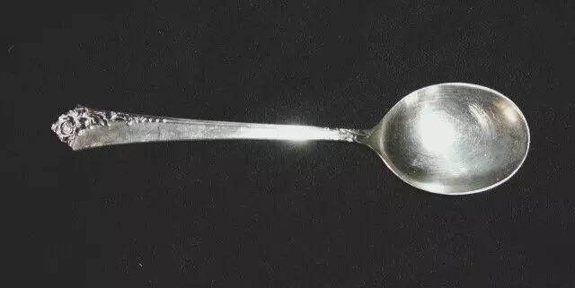 Vintage Heirloom Sterling ~ Damask Rose ~ Soup Spoon