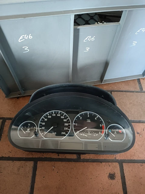 Original BMW 320d E46 Compteur de Vitesse Indicateur Combiné 4117721 0263639173