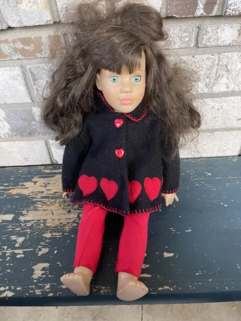 storybook heirlooms collectible doll victoria 18 inch  Dark hair Blue eyes b4