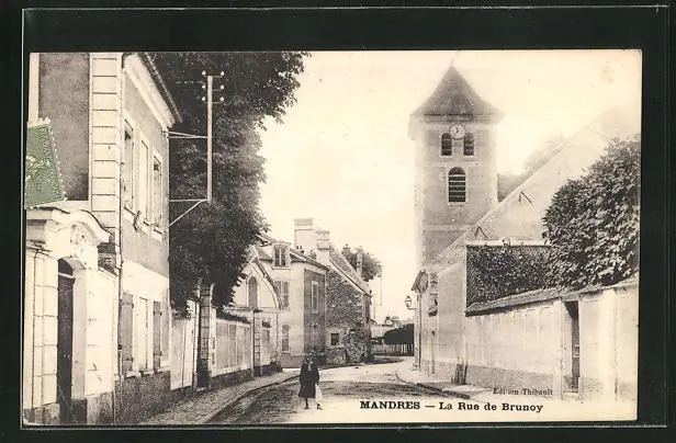 CPA Mandres, La Rue de Brunoy 1922