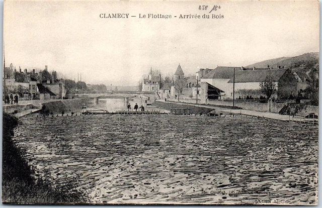 58 CLAMECY - le flottage - arrivee du bois , vue d'ensemble