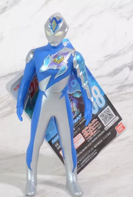 [US SELLER] Bandai Ultra Hero Series 88 ULTRAMAN DECKER MIRACLE TYPE figure
