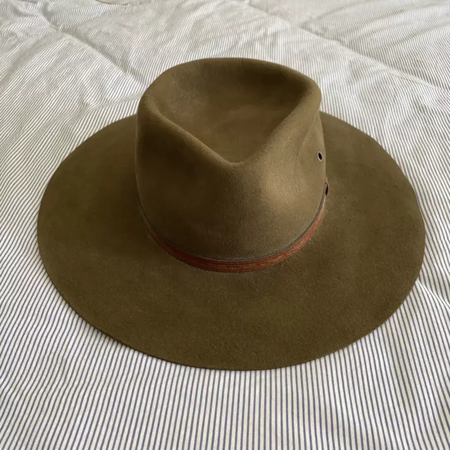 Leather trim AKUBRA Territory felt hat Khaki green  vintage Sz 61