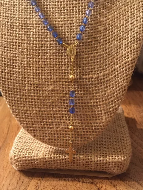 Yellow gold 10k Rosary bracelet beads & cross 8” Long 3” Dangle 4 Grams-Pretty ! Yellow gold 10k Rosary bracelet beads & cross 8” Long 3” Dangle 4 Grams-Pretty !
