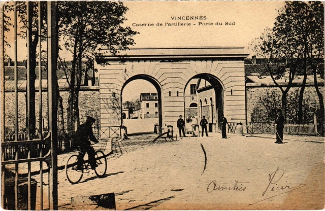 CPA Vincennes Caserne de l'artillerie Porte du Sud (1348874)