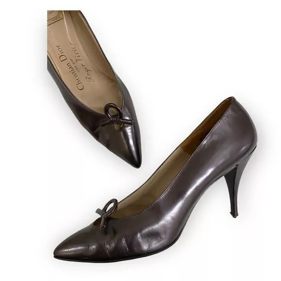 Vintage Christian Dior Roger Vivier brown pumps with bow detail, Size 8AAA