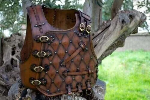 Larp-Rüstung, Lederrüstung inspiriert vom Hexer 3. Hexer-Cosplay, Mittelalter.