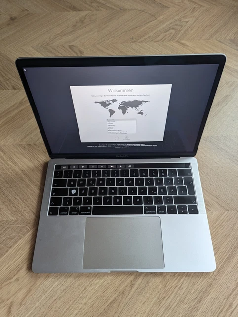 Apple MacBook Pro 13"" - (512 GB SSD, 16 GB RAM, 2,3 GHz, touchbar, Touch ID)