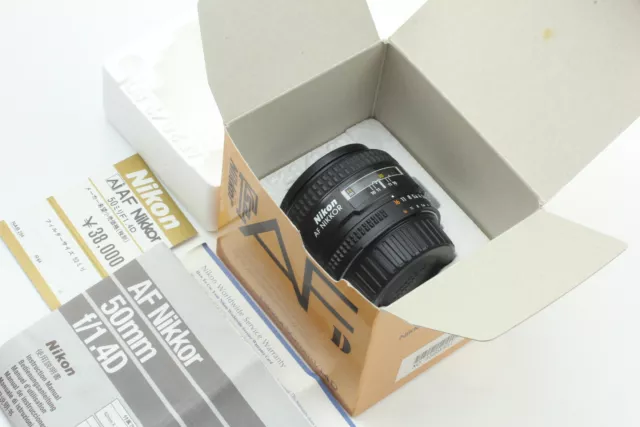 [MINT] Nikon AF Nikkor 50mm f/1.4 D Standard AF Lens in BOX From JAPAN