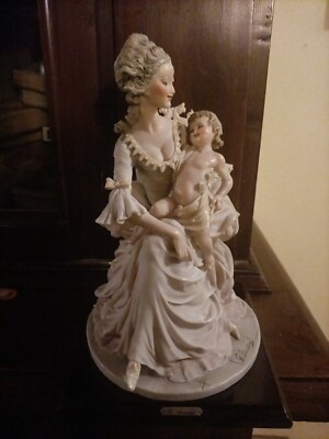 GRANDI DIMENSIONI PORCELLANA DI CAPODIMONTE  GIUSEPPE ARMANI 