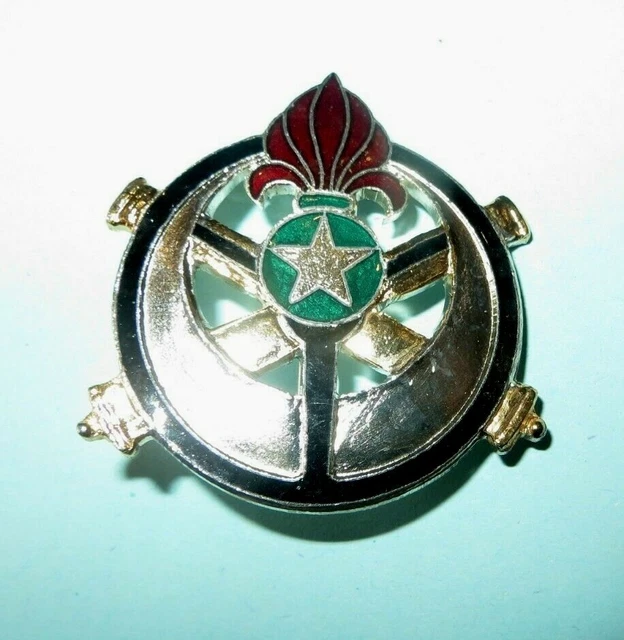 Insigne pucelle taille comme insigne militaire Président le souvenir