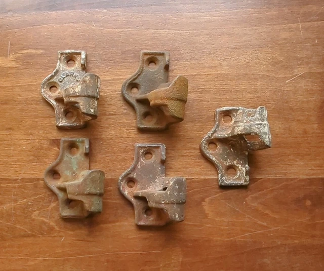 LOT OF 5 ANTIQUE CAST IRON VICTORIAN LIFT OFF SHUTTER HINGE Parts, 1 is