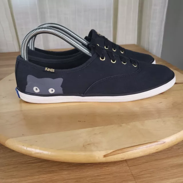 Taylor swift on sale sneaky cat keds