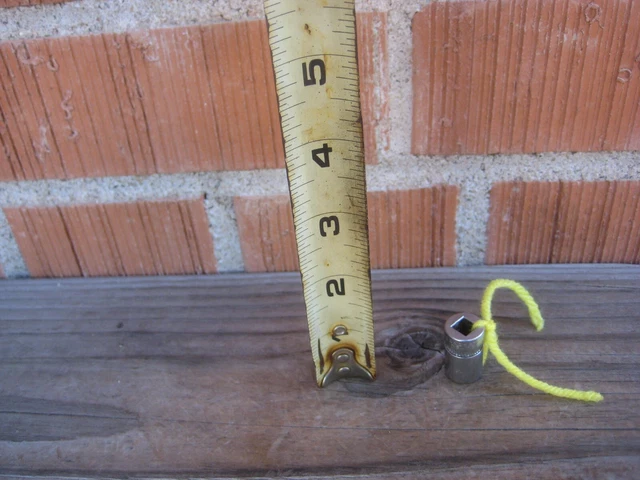 1950s 1/4" Dr. x 5/16" Size INDESTRO SUPER Double Square Socket 2810S & 8 Pt USA