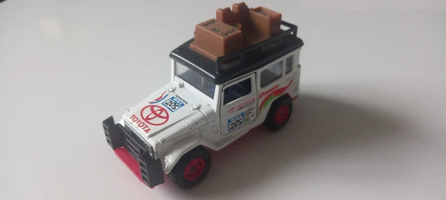 MAJORETTE ANCIEN TOYOTA Land Cruiser 4x4 racing n 205 ech 1 36