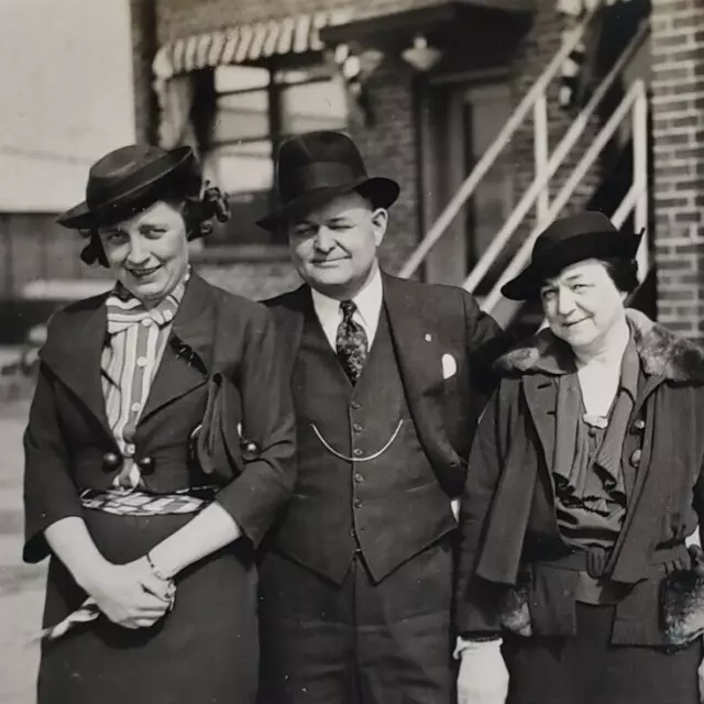 Nashville Airport Tennessee 1930's Photo Vintage Snapshot TN Women Man D336