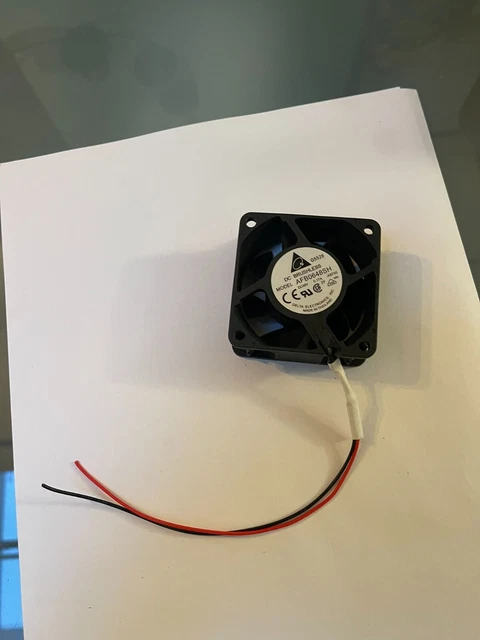FCN BRUSHLESS MOTOR FC90 DC 5V 0.5A Lüfter Kühler EUR 4,70 - DE
