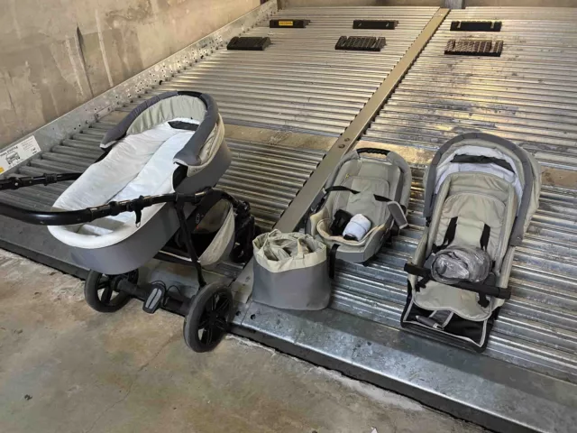 Kinderwagen 3 in 1 wie neu