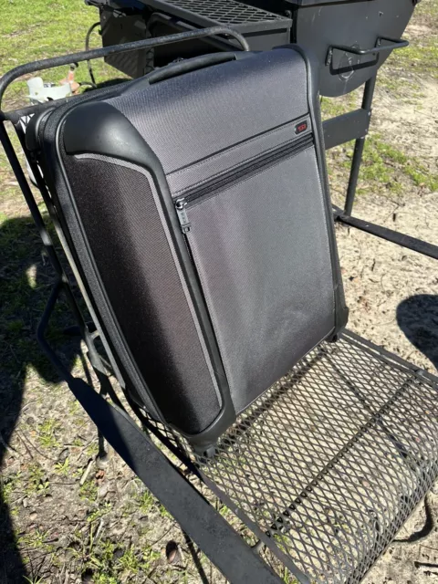 Tumi Continental Carry-On Black And Anthracite Color