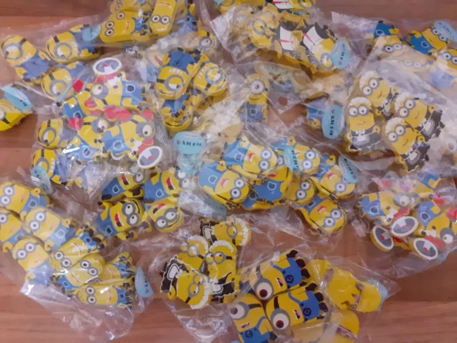 Job Lot 96 New Minions Fun Badges Clearance 96 Wooden Minions Badges