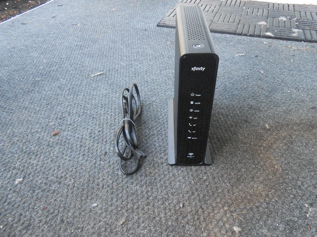 ARRIS Xfinity TG862 Cable Modem & Router XB2