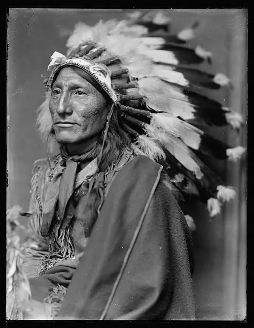 Whirling Horse,American Indian,Buffalo Bill's Wild West Show,c1900,headdress