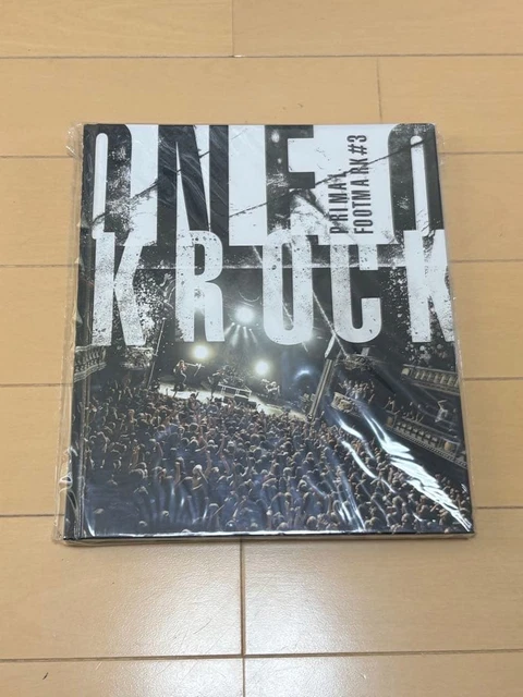 ONE OK ROCK PRIMAL FOOTMARK #8 Band Live Photo Book Black & White