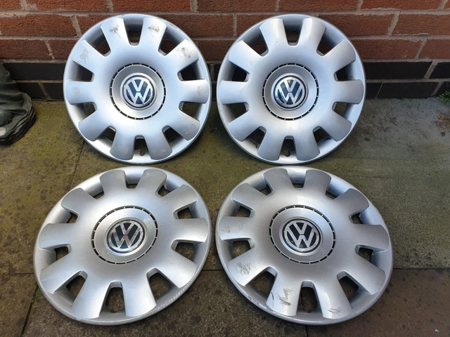 Set Coprimozzo Copricerchi Volkswagen Golf 15" x4 Ricambi Originali Usati Passat