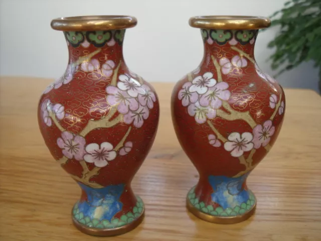 Pair of small Chinese/Japanese Cloisonne Vases ~ 4" tall ~ 10cm.