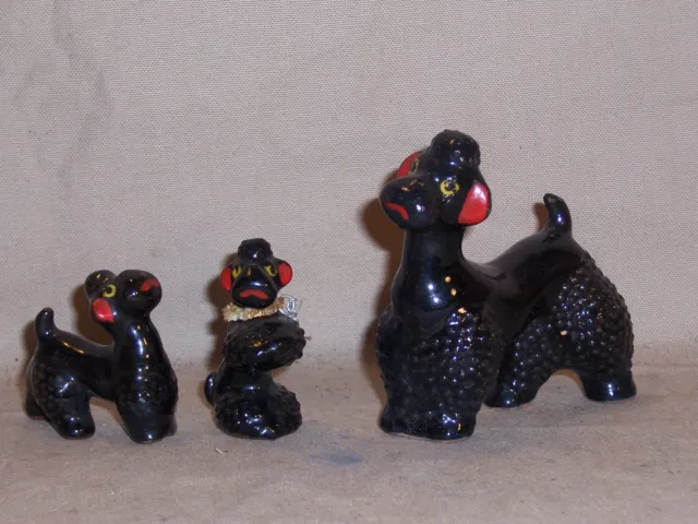 Vintage Poodle Figurines Figures Black Poodles dog Family Mom 2 puppies Japan?