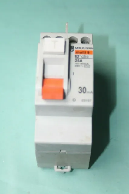 interrupteur différentiel 25A 30mA merlin gerin 23157