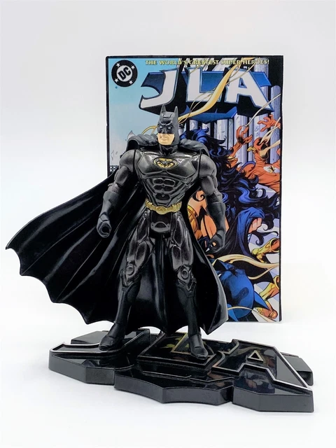 JLA Justice League of America Dark Knight Batman Figure Complete Hasbro 1998