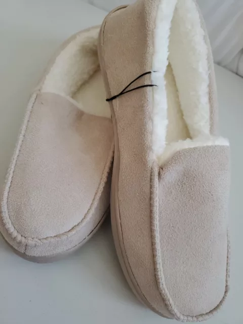 Bobbie sales brooks slippers
