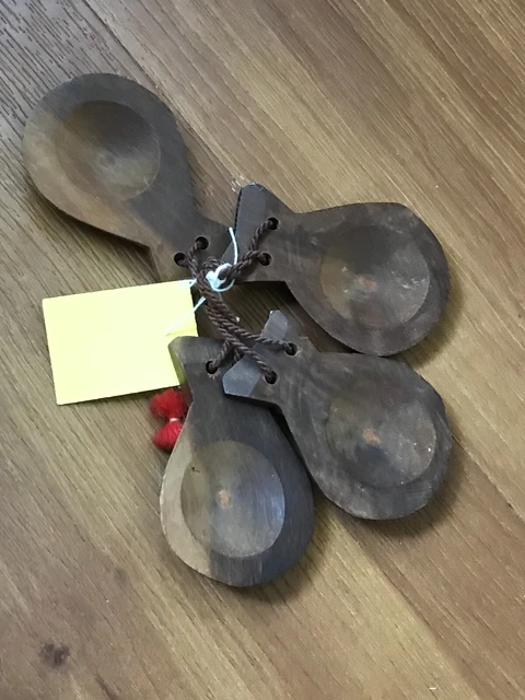 VINTAGE WOODEN Castanets.Made in Mexico two pairs ( 4pcs) $25.86 ...